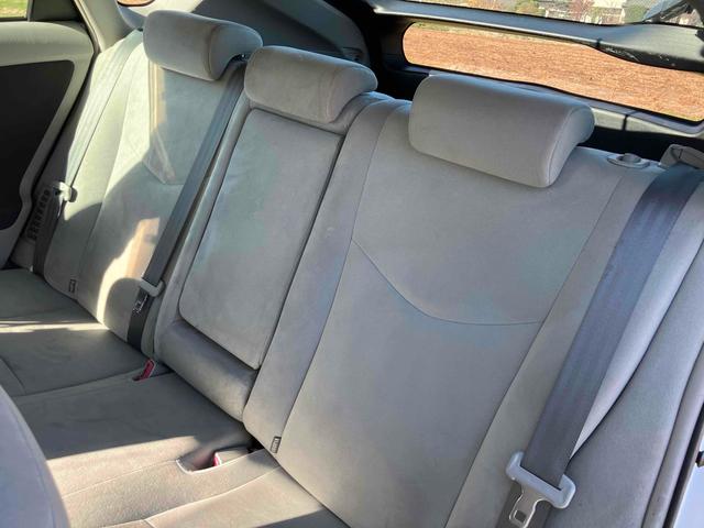 プリウス G ETC オートクルーズコントロール バックカメラ ナビ アルミホイール CVT スマートキー アイドリングストップ 電動格納ミラー 盗難防止システム ベンチシート CD 衝突安全ボディ ABS ESC(32枚目)