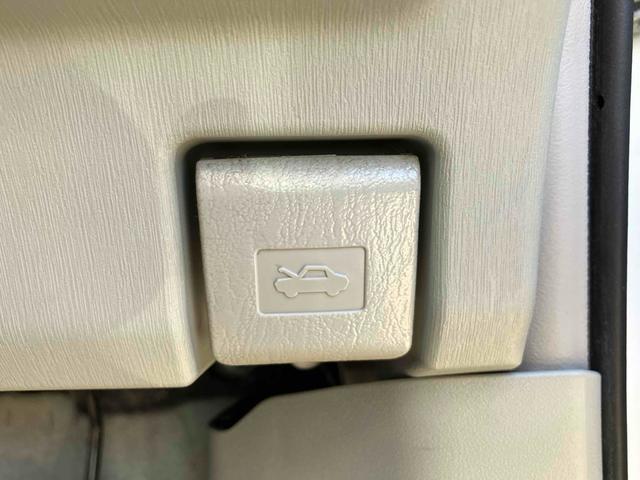 プリウス G ETC オートクルーズコントロール バックカメラ ナビ アルミホイール CVT スマートキー アイドリングストップ 電動格納ミラー 盗難防止システム ベンチシート CD 衝突安全ボディ ABS ESC(46枚目)