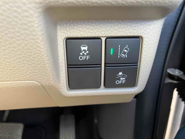 N-BOX G・スロープLターボホンダセンシング ETC バックカメラ 両側電動スライドドア ナビ オートクルーズコントロール レーンアシスト 衝突被害軽減システム オートライト LEDヘッドランプ スマートキー アイドリングストップ 電動格納ミラー(7枚目)