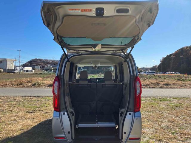N-BOX G・スロープLターボホンダセンシング ETC バックカメラ 両側電動スライドドア ナビ オートクルーズコントロール レーンアシスト 衝突被害軽減システム オートライト LEDヘッドランプ スマートキー アイドリングストップ 電動格納ミラー(28枚目)