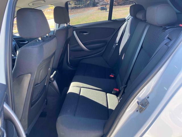 1シリーズ 116i ドライブレコーダー ETC アルミホイール HID スマートキー AT 盗難防止システム ベンチシート 電動リアゲート ABS CD エアコン パワーステアリング パワーウィンドウ 運転席エアバッグ(28枚目)