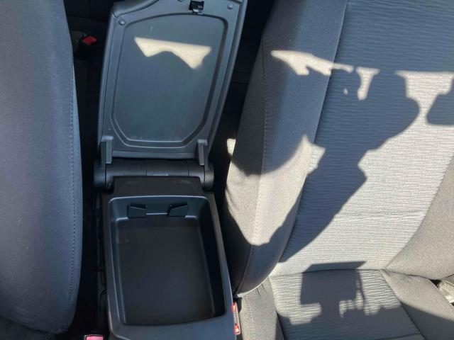 1シリーズ 116i ドライブレコーダー ETC アルミホイール HID スマートキー AT 盗難防止システム ベンチシート 電動リアゲート ABS CD エアコン パワーステアリング パワーウィンドウ 運転席エアバッグ(41枚目)