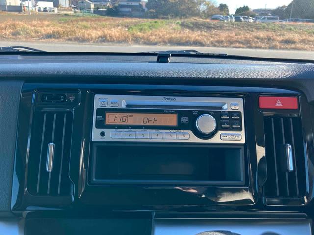 N-WGNカスタム G・Aパッケージ 4WD クリアランスソナー オートクルーズコントロール 衝突被害軽減システム オートライト HID スマートキー アイドリングストップ 電動格納ミラー ベンチシート CVT 盗難防止システム ABS(3枚目)