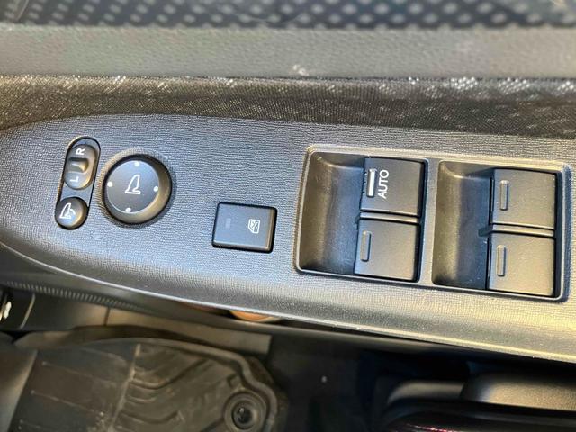 N-WGNカスタム G・Aパッケージ 4WD クリアランスソナー オートクルーズコントロール 衝突被害軽減システム オートライト HID スマートキー アイドリングストップ 電動格納ミラー ベンチシート CVT 盗難防止システム ABS(11枚目)