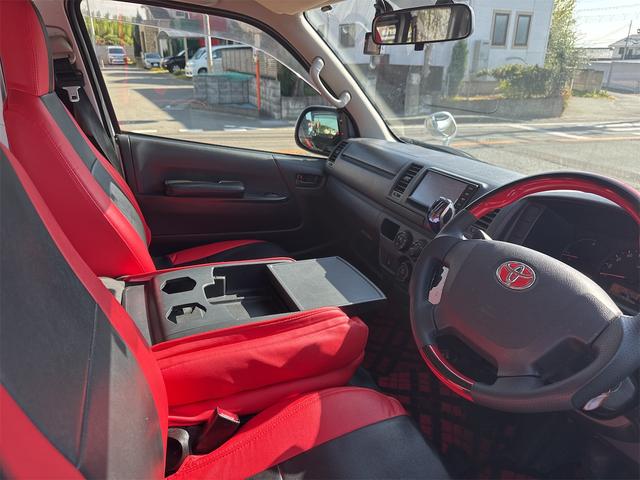 ハイエースバン （11枚目）