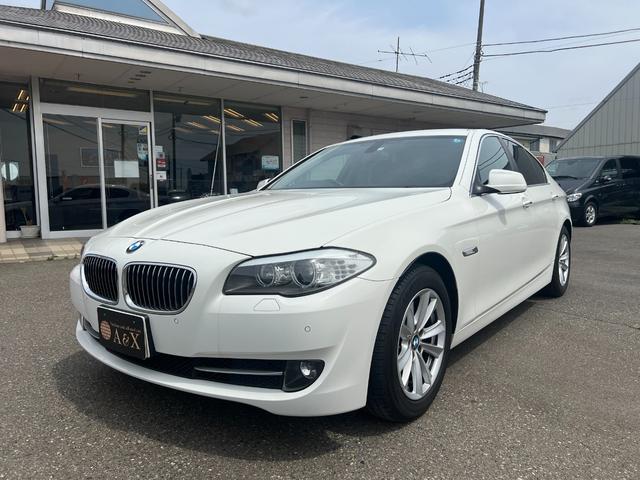 ５２３ｉ　ハイラインパッケージ　ユーザ買い取り車　黒本革パワーシート　ヒーター　ナビ　Ｂカメラ　　ＥＴＣ　純正ＡＷ(3枚目)