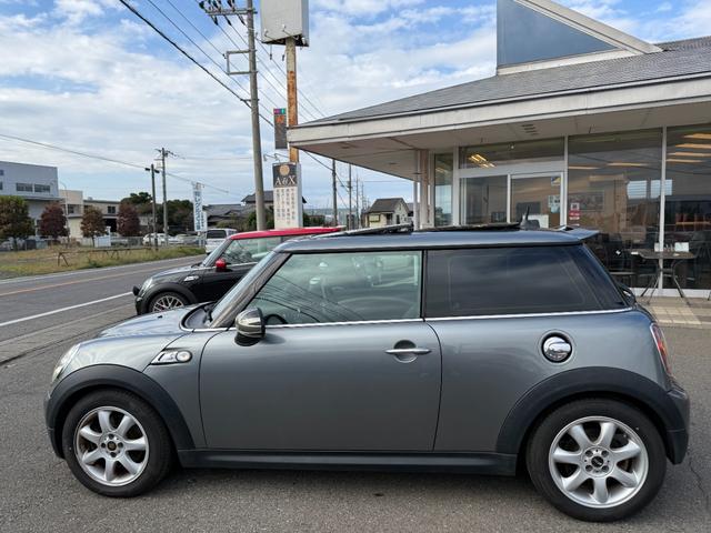 MINI クーパーS クーパーS(4名) サンルーフ ハーフレーザ シートヒーター スポーツモード(4枚目)