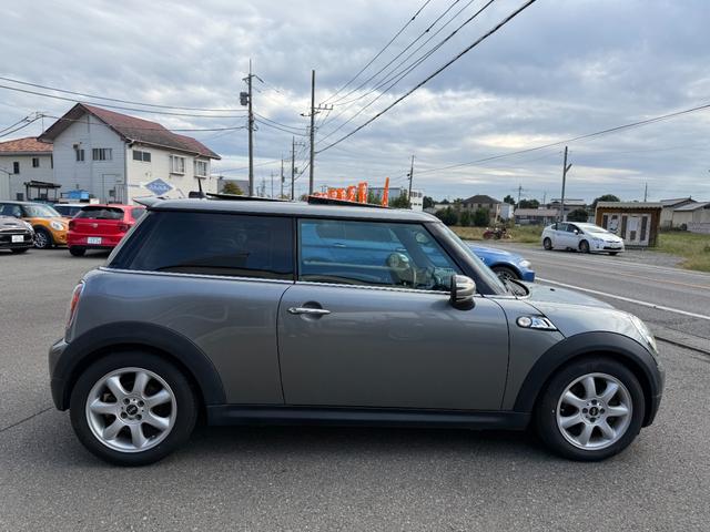 MINI クーパーS クーパーS(4名) サンルーフ ハーフレーザ シートヒーター スポーツモード(8枚目)