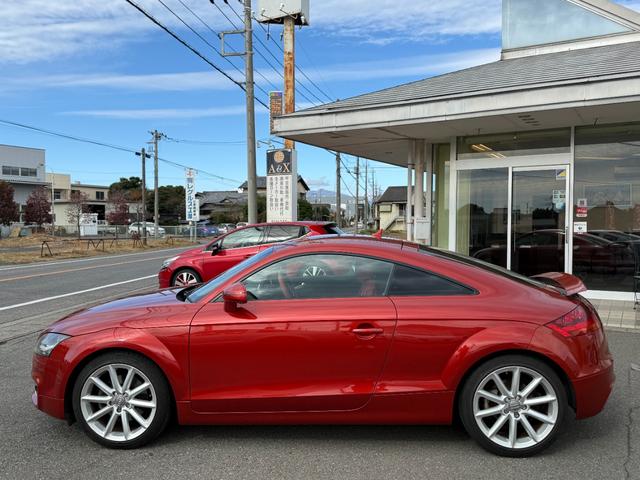 TTクーペ 2.0TFSI クワトロ 2.0TFSI クワトロ(4名) オレンジ色 内装レッド革シート ヒーター 純正AW ナビ ETC(4枚目)