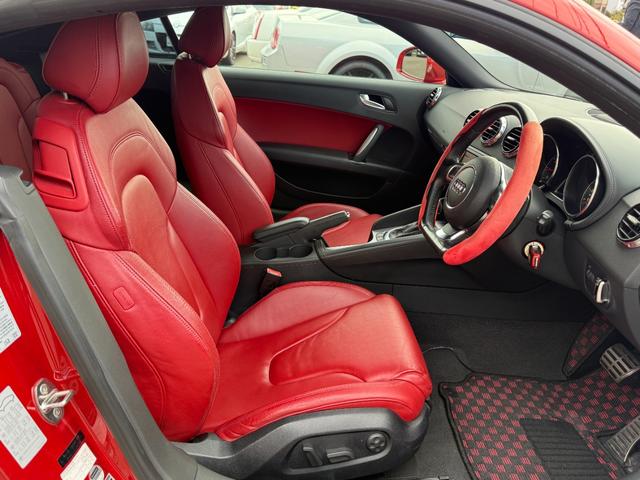 TTクーペ 2.0TFSI クワトロ 2.0TFSI クワトロ(4名) オレンジ色 内装レッド革シート ヒーター 純正AW ナビ ETC(12枚目)