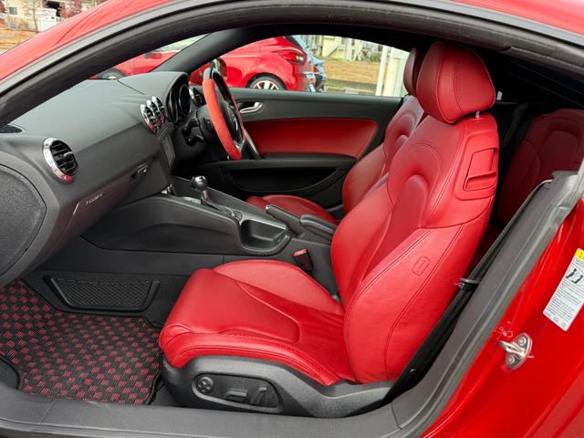 TTクーペ 2.0TFSI クワトロ 2.0TFSI クワトロ(4名) オレンジ色 内装レッド革シート ヒーター 純正AW ナビ ETC(23枚目)
