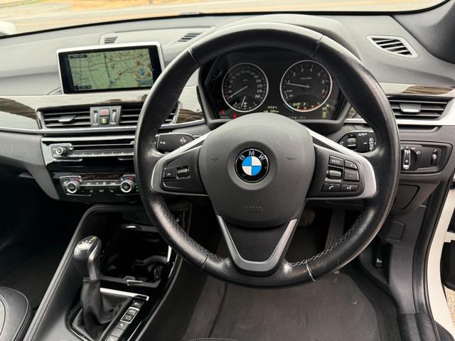 Ｘ１ ｘＤｒｉｖｅ　２０ｉ　ワンオーナー　４ＷＤ　ターボ　純正ナビ　純正ＡＷ　バックカメラ　パワートランク（13枚目）