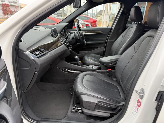 Ｘ１ ｘＤｒｉｖｅ　２０ｉ　ワンオーナー　４ＷＤ　ターボ　純正ナビ　純正ＡＷ　バックカメラ　パワートランク（20枚目）