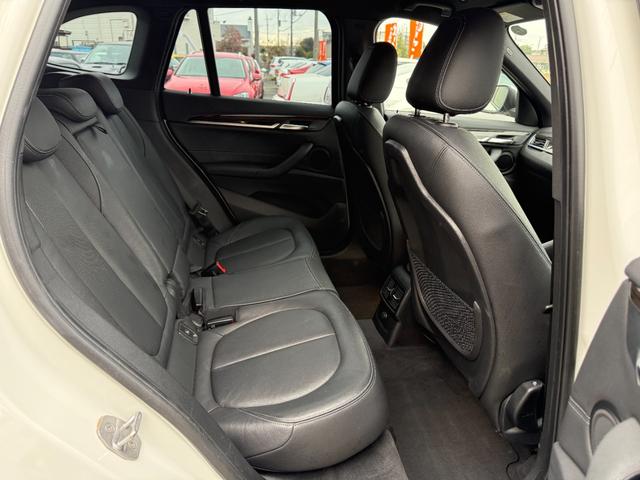 Ｘ１ ｘＤｒｉｖｅ　２０ｉ　ワンオーナー　４ＷＤ　ターボ　純正ナビ　純正ＡＷ　バックカメラ　パワートランク（22枚目）