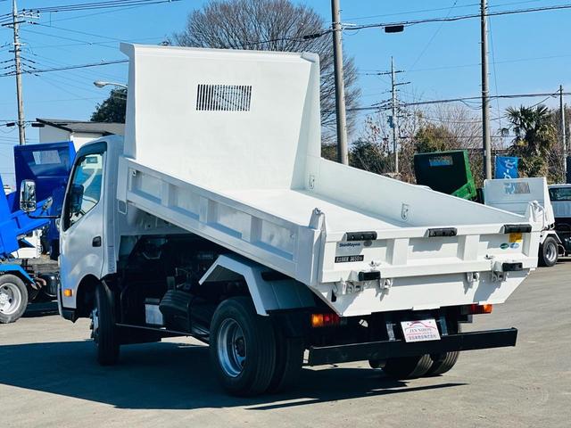 日野 デュトロ