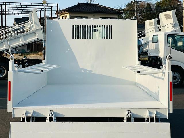 エルフトラック 3tダンプ ShinMaywaダンプ ターボ 4ナンバー 6速マニュアル アイドリングストップ コボレーン ロックピンX2 走行距離113311KM(34枚目)