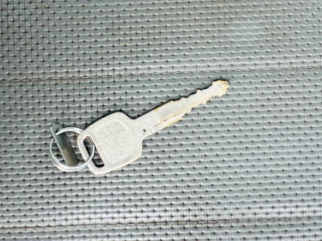 バネットトラック スーパーローＤＸ　１ｔ　トラック　オートマチック　（ＡＴ）　２人　パワーウィンドウ　走行距離５０４０１ＫＭ（28枚目）