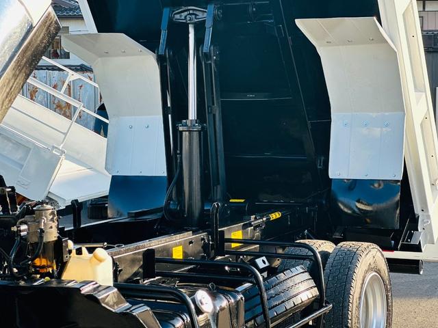 フォワード ３．６ｔダンプ　ＳｈｉｎＭａｙｗａダンプ　ターボ　６速マニュアル　左電動格納ミラー　コボレーン　走行距離７６２３０ＫＭ（24枚目）