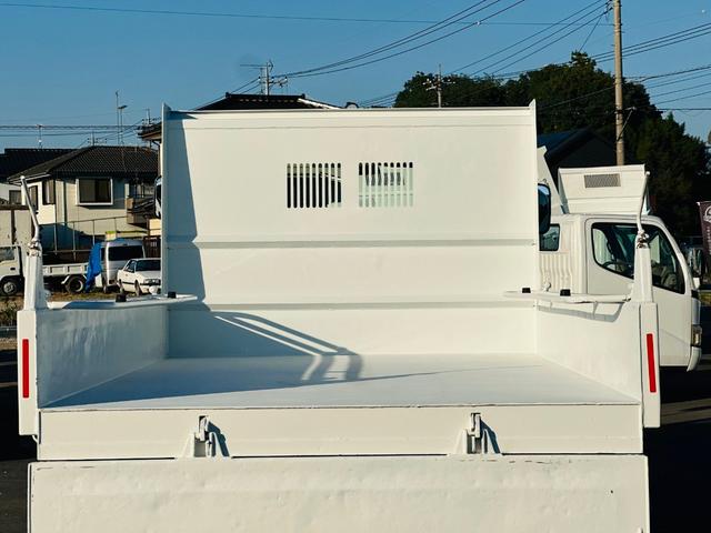 フォワード ３．６ｔダンプ　ＳｈｉｎＭａｙｗａダンプ　ターボ　６速マニュアル　左電動格納ミラー　コボレーン　走行距離７６２３０ＫＭ（29枚目）