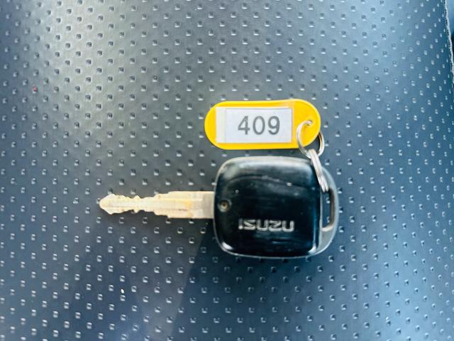 エルフトラック 2tダンプ ShinMaywaダンプ ターボ 5速マニュアル 左電動格納ミラー フォグランプ バックブザー キーレスエントリー 走行距離81888KM ETC(40枚目)