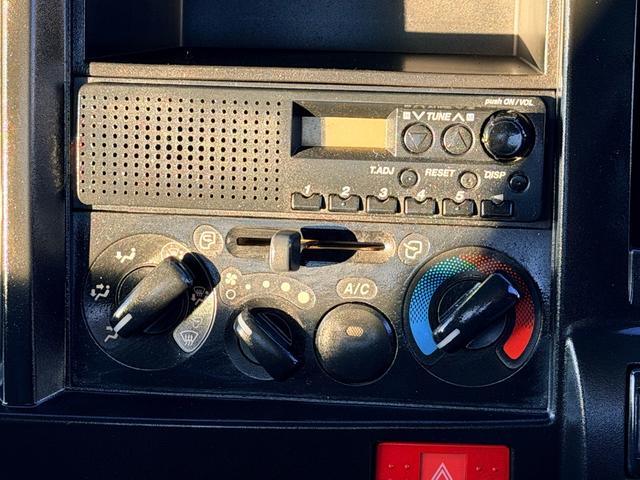 エルフトラック 2t ダンプ KYOKUTOダンプ ターボ 5速マニュアル 電動コボレーン キーレスエントリー 走行距離72054KM(12枚目)