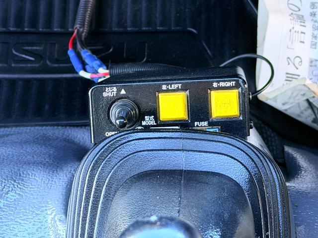 エルフトラック 2t ダンプ KYOKUTOダンプ ターボ 5速マニュアル 電動コボレーン キーレスエントリー 走行距離72054KM(14枚目)