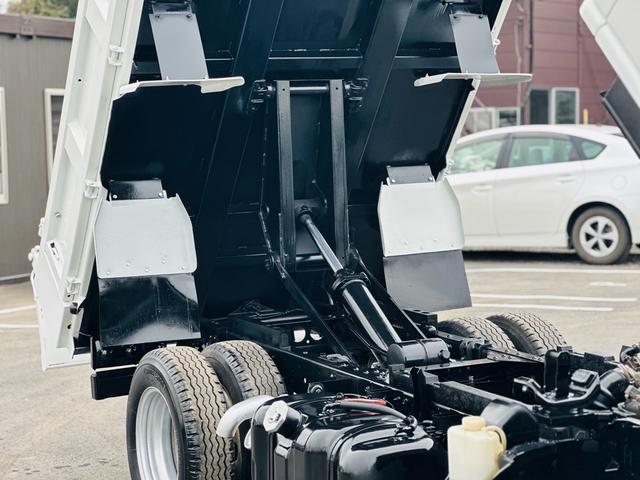 エルフトラック 3t ダンプ KYOKUTOダンプ ターボ 6速マニュアル コボレイン キーレスエントリー 走行距離110185KM(24枚目)