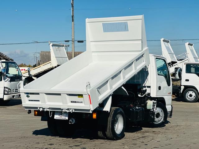 エルフトラック 3tダンプ ShinMaywaダンプ 4.8CommonRail アイドリングストップ クラッチフリー付 左電動格納ミラー 5速マニュアル(3枚目)