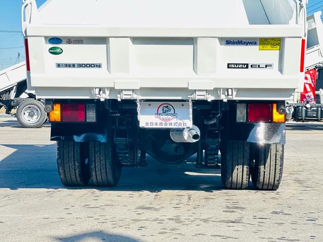 エルフトラック 3tダンプ ShinMaywaダンプ 4.8CommonRail アイドリングストップ クラッチフリー付 左電動格納ミラー 5速マニュアル(5枚目)