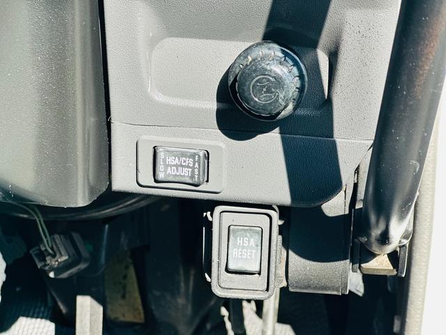 エルフトラック 3tダンプ ShinMaywaダンプ 4.8CommonRail アイドリングストップ クラッチフリー付 左電動格納ミラー 5速マニュアル(9枚目)