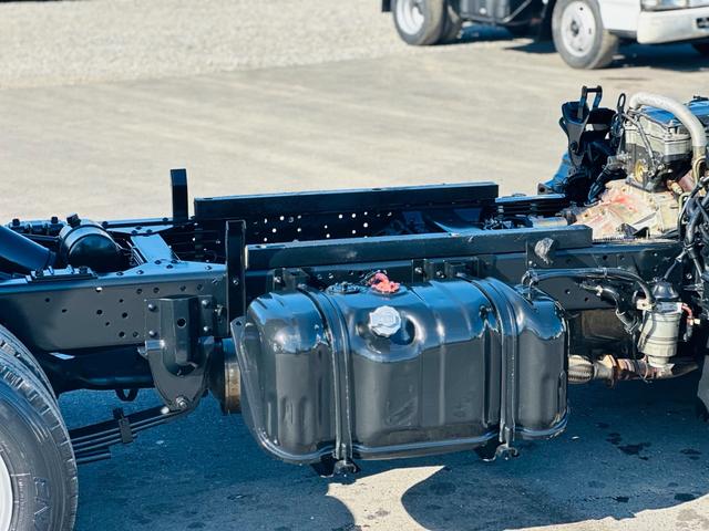 エルフトラック 3tダンプ ShinMaywaダンプ 4.8CommonRail アイドリングストップ クラッチフリー付 左電動格納ミラー 5速マニュアル(27枚目)