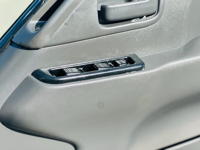 エルフトラック ２ｔ　ダンプ　ＳｈｉｎＭａｙｗａダンプ　４．８ＣＯＭＭＯＮ　ＲＡＩＬ　両側電動格納ミラー　アイドリングストップ　クラッチフリー付　走行距離６８８４９ＫＭ　ＥＴＣ（7枚目）