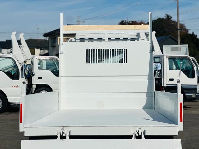 エルフトラック ２ｔ　ダンプ　ＳｈｉｎＭａｙｗａダンプ　４．８ＣＯＭＭＯＮ　ＲＡＩＬ　両側電動格納ミラー　アイドリングストップ　クラッチフリー付　走行距離６８８４９ＫＭ　ＥＴＣ（34枚目）
