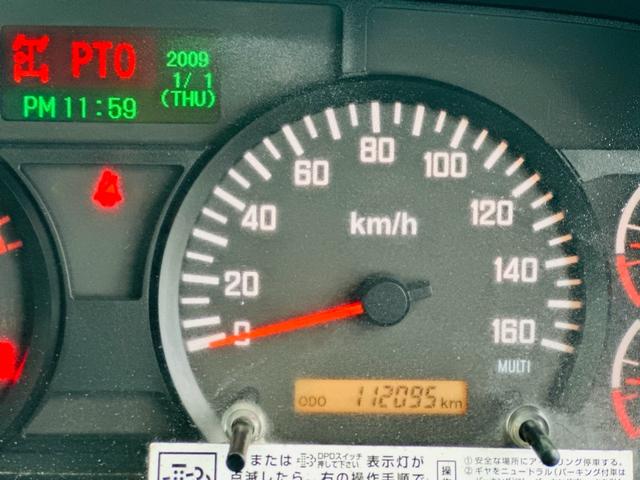 フォワード ３．８５ｔ　ダンプ　ＳｈｉｎＭａｙｗａ　ダンプ　ターボ　６速マニュアル　左電動格納ミラー　電動コボレーン　ロックピン×２　走行距離１１２０９５ＫＭ（9枚目）