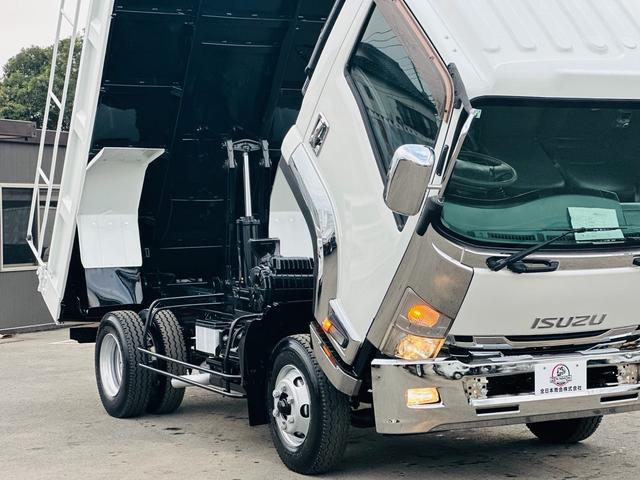 フォワード ３．８５ｔ　ダンプ　ＳｈｉｎＭａｙｗａ　ダンプ　ターボ　６速マニュアル　左電動格納ミラー　電動コボレーン　ロックピン×２　走行距離１１２０９５ＫＭ（25枚目）