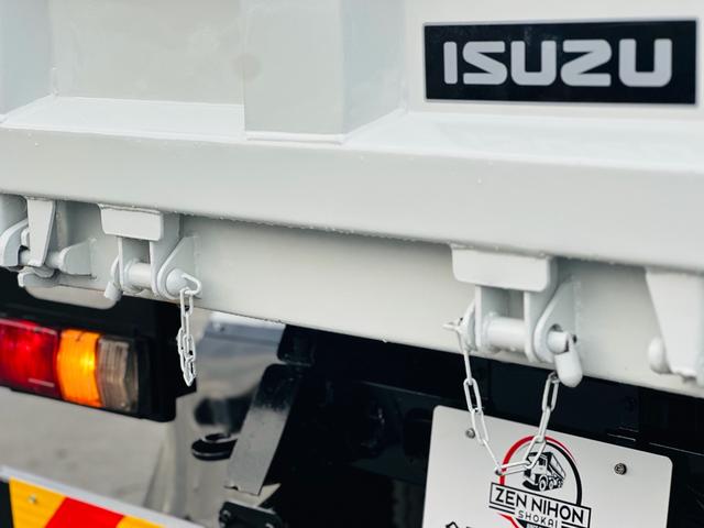 フォワード ３．８５ｔ　ダンプ　ＳｈｉｎＭａｙｗａ　ダンプ　ターボ　６速マニュアル　左電動格納ミラー　電動コボレーン　ロックピン×２　走行距離１１２０９５ＫＭ（37枚目）