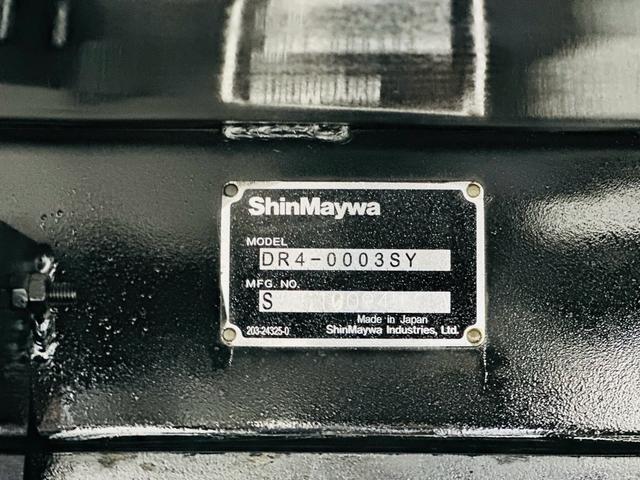 フォワード ３．８５ｔ　ダンプ　ＳｈｉｎＭａｙｗａ　ダンプ　ターボ　６速マニュアル　左電動格納ミラー　電動コボレーン　ロックピン×２　走行距離１１２０９５ＫＭ（40枚目）