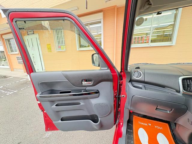 スペーシアカスタム XSリミテッド 衝突被害軽減/両側パワ-スライド/シ-トヒ-タ-/ナビ・TV/Bluetooth/オ-トエアコン/プッシュスタ-ト/スマ-トキ-/電動格納ミラ-/ISOFIX(41枚目)