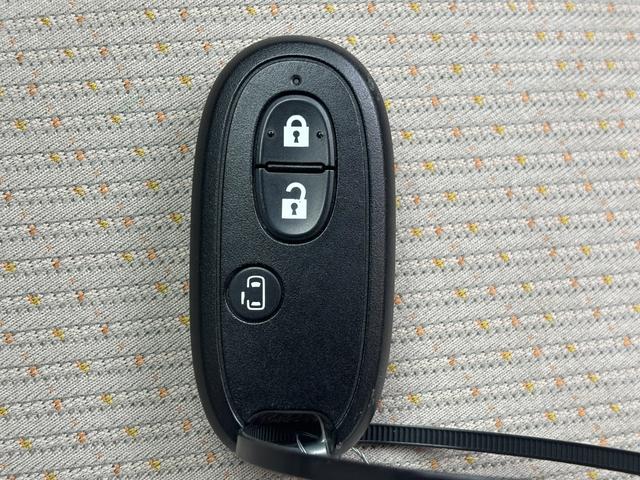 スペーシア X 衝突軽減ブレ-キ/パワ-スライド/バックカメラ/ナビ・TV/オ-トライト・エアコン/プッシュスタ-ト/スマ-トキ-/電動格納ミラ-/ドアバイザ-/アイドリングストップ/ISOFIX/4人乗り/軽自動車(31枚目)