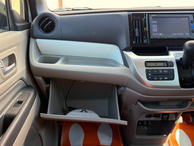 N-WGN G SSパッケージ 衝害軽減/ETC/ナビ・TV/オ‐トエアコン/バックカメラ/プッシュスタ‐ト/スマ‐トキ‐/電動格納ミラ‐/ISOFIX/ドアバイザ‐/タイミングチェ‐ン(37枚目)