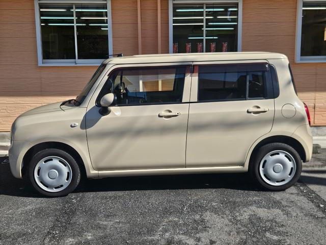 アルトラパン G ナビ・TV/プッシュスタ-ト/スマ-トキ-/タイミングチェ-ン/ドアバイザ-/4人乗り/軽自動車(11枚目)