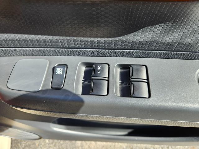 アルトラパン G ナビ・TV/プッシュスタ-ト/スマ-トキ-/タイミングチェ-ン/ドアバイザ-/4人乗り/軽自動車(25枚目)