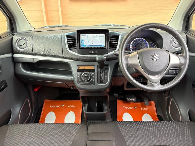 ワゴンＲスティングレー Ｘ　ＥＴＣ／ナビ・ＴＶ／オ－トエアコン／アイドリングストップ／スマ－トキ－・スペアキ－付／プッシュスタ－ト／電動格納ミラ－／ドアバイザ－／タイミングチェ－ン／ＩＳＯＦＩＸ（2枚目）