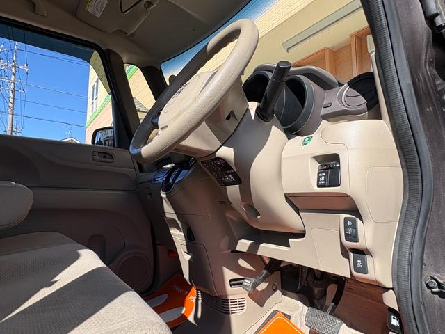 Ｎ－ＢＯＸ Ｇ・Ｌパッケージ　パワ－スライドドア／バックカメラ／ナビ・ＴＶ／オ－トエアコン／プッシュスタ－ト／スマ－トキ－・スペアキ－付／社外アルミホイ－ル／ドアバイザ－／タイミングチェ－ン／ＩＳＯＦＩＸ（51枚目）