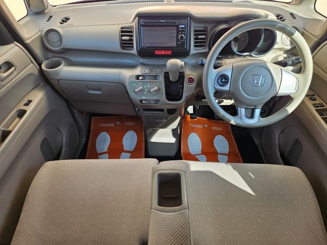 Ｎ－ＢＯＸ Ｇ　バックモニタ－／ナビ・ＴＶ／プッシュスタ－ト／スマ－トキ－・スペアキ－／電動格納ミラ－／ドアバイザ－／タイミングチェ－ン／ＩＳＯＦＩＸ／両側スライドドア／４人乗り／軽自動車（2枚目）