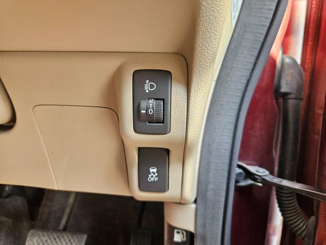 Ｎ－ＢＯＸ Ｇ　バックモニタ－／ナビ・ＴＶ／プッシュスタ－ト／スマ－トキ－・スペアキ－／電動格納ミラ－／ドアバイザ－／タイミングチェ－ン／ＩＳＯＦＩＸ／両側スライドドア／４人乗り／軽自動車（30枚目）