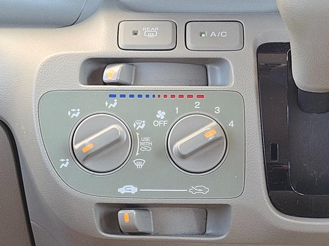 Ｎ－ＢＯＸ Ｇ　バックモニタ－／ナビ・ＴＶ／プッシュスタ－ト／スマ－トキ－・スペアキ－／電動格納ミラ－／ドアバイザ－／タイミングチェ－ン／ＩＳＯＦＩＸ／両側スライドドア／４人乗り／軽自動車（34枚目）