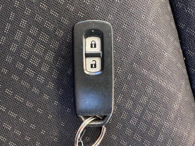 N-WGNカスタム G・Aパッケージ 衝突軽減ブレ-キ/ETC/ナビ・TV/Bluetooth/オ-トエアコン/ハ-フレザ-シ-ト/プッシュスタ-ト/スマ-トキ-/電動格納ミラ-/ドアバイザ-/タイミングチェ-ン/(27枚目)