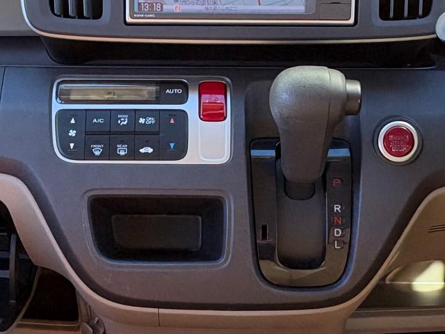 N-ONE G ナビ/オ-トエアコン/プッシュスタ-ト/スマ-トキ-・スペアキ-/電動格納ミラ-/ドアバイザ-/タイミングチェ-ン/ISOFIX/4人乗り/軽自動車(3枚目)