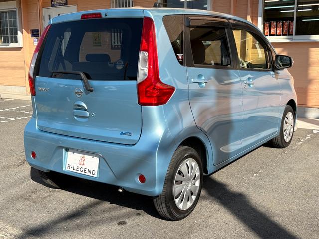 デイズ Ｘ　全方位カメラ／衝突軽減ブレ－キ／ＥＴＣ／ナビ・ＴＶ／Ｂｌｕｅｔｏｏｔｈ／バックカメラ／オ－トエアコン／プッシュスタ－ト／スマ－トキ－／ＩＳＯＦＩＸ／電動格納ミラ－／アイドリングストップ／ドアバイザ－（13枚目）